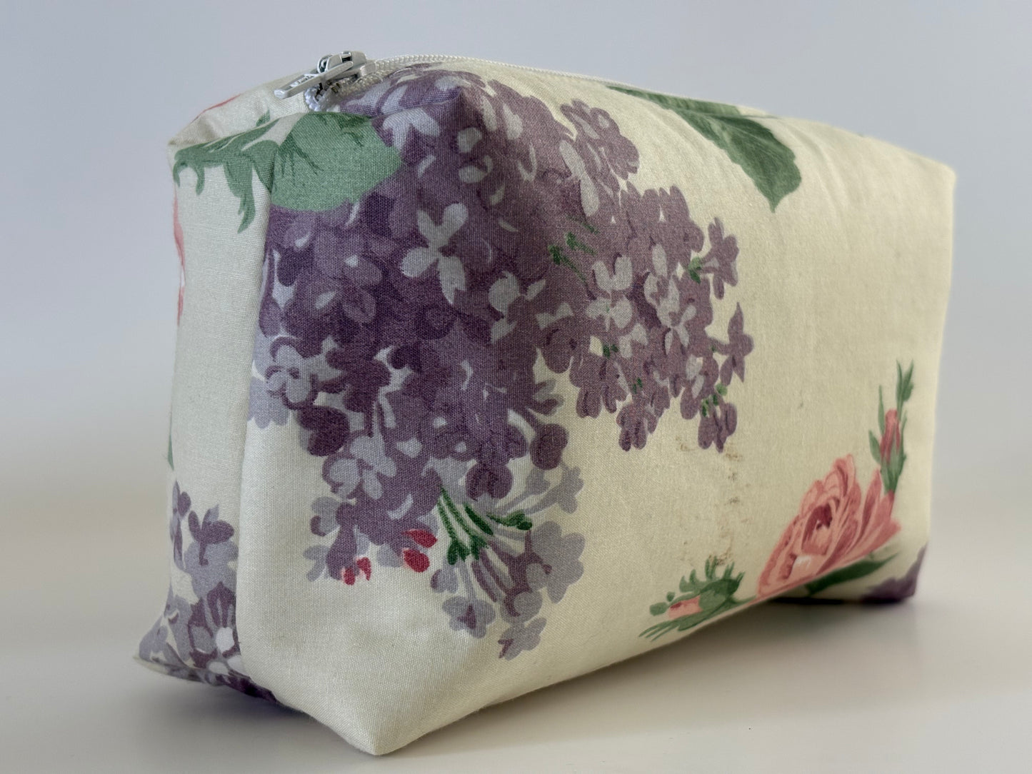 Cream Floral Lined Zipper Pouch