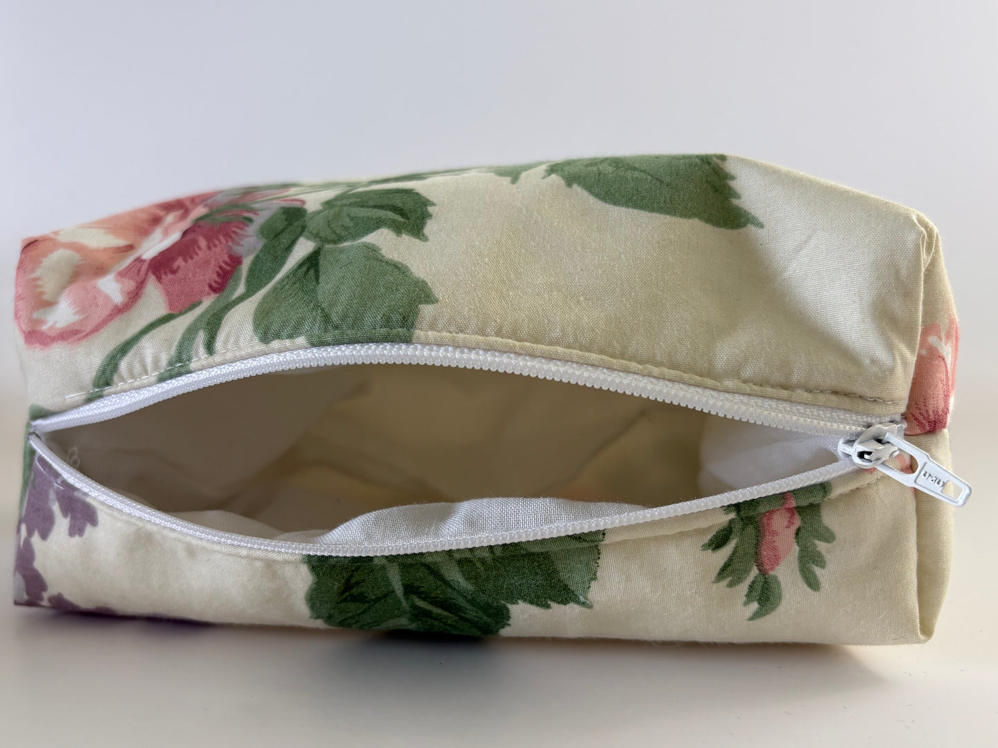 Cream Floral Lined Zipper Pouch