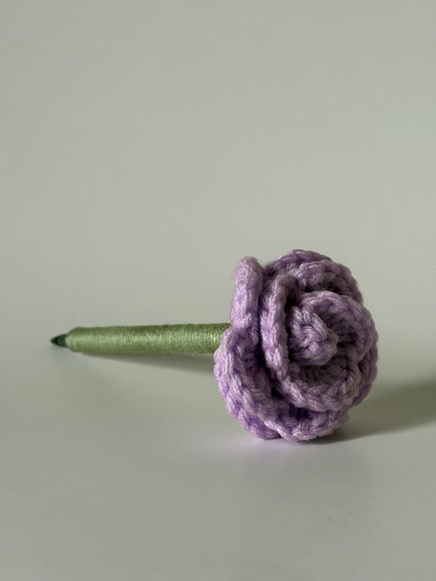 Crocheted Flower Pen
